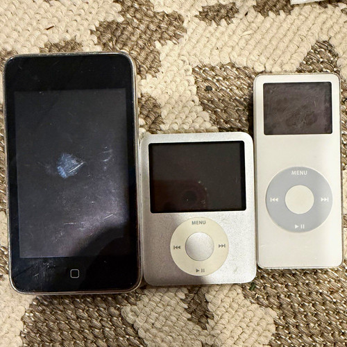 Apple ipod nano touch - ipod,