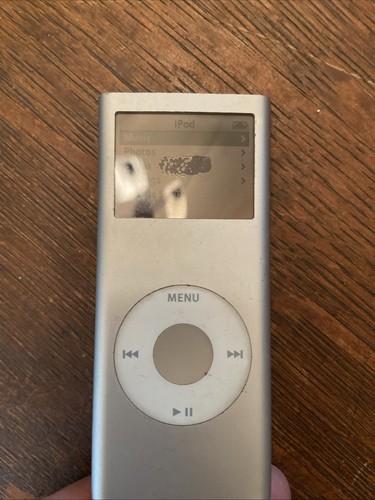 Apple ipod nano silver - silver, 4gb